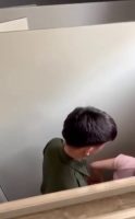 Được người yêu lên đơn vị thăm, lôi ra nhà vệ sinh chịch luôn