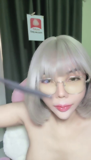 Gái Thái trắng xinh như hot girl Việt
