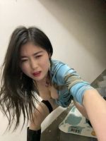 Chị máy bay thủ dâm public giữa cầu thang chung cư