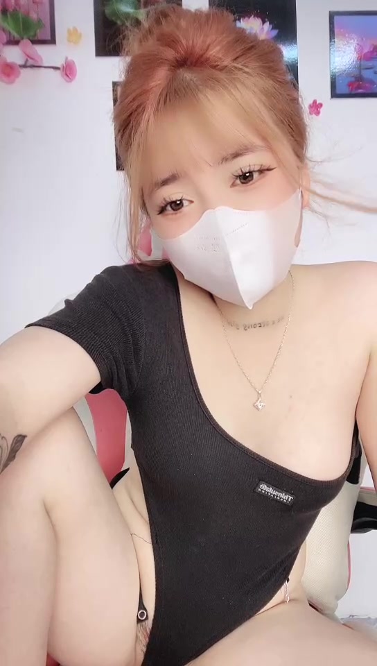 Bé Quỳnh múp đã đổi nghệ danh thành Quỳnh cáo