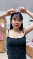 Dung xinh chơi kèo với anh sẽ được ăn xúc xích nguyên cây