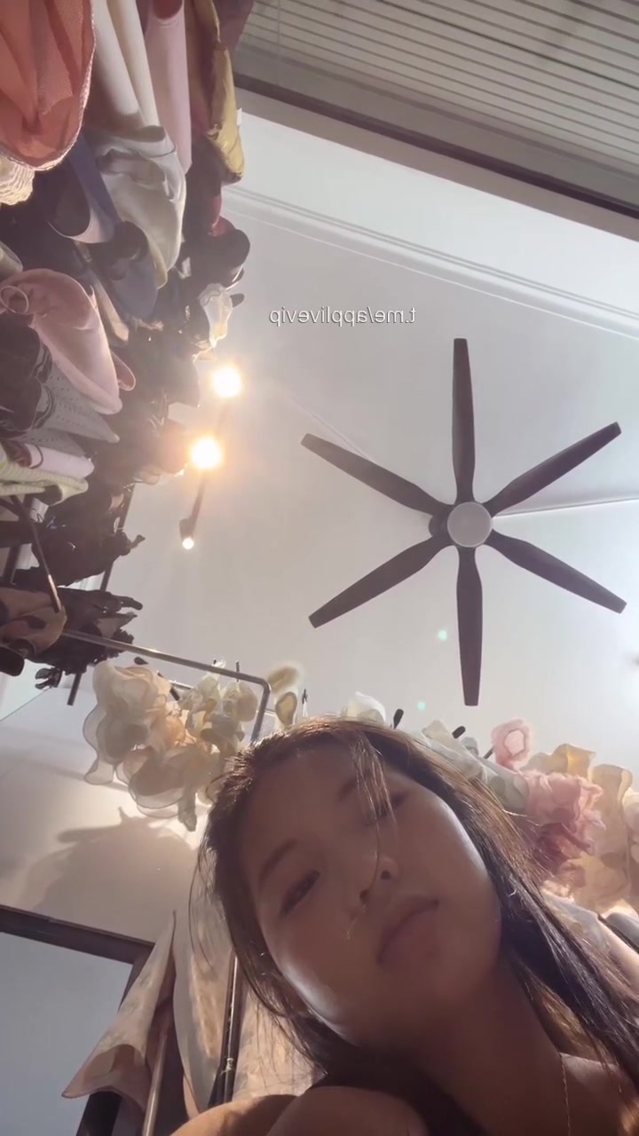 Lộ CLip thủ dâm của hot tiktoker Lan Anh