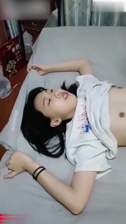 Đồ chơi tình dục cá nhân của tôi, cả trong nhà lẫn ngoài trời, miệng và âm đạo của cô