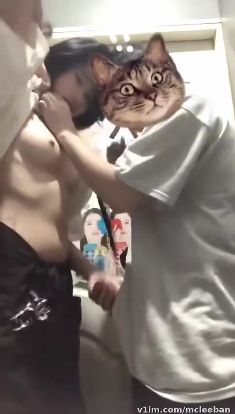 hs love 11 trốn vô wc bú nhau điên cuồng