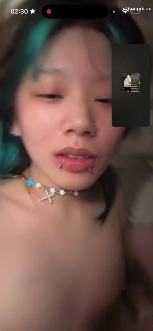 Call vid với e ghệ ăn chơi xăm trổ xỏ khuyên cả bím lẫn vú show hàng dâm cực ngon #3