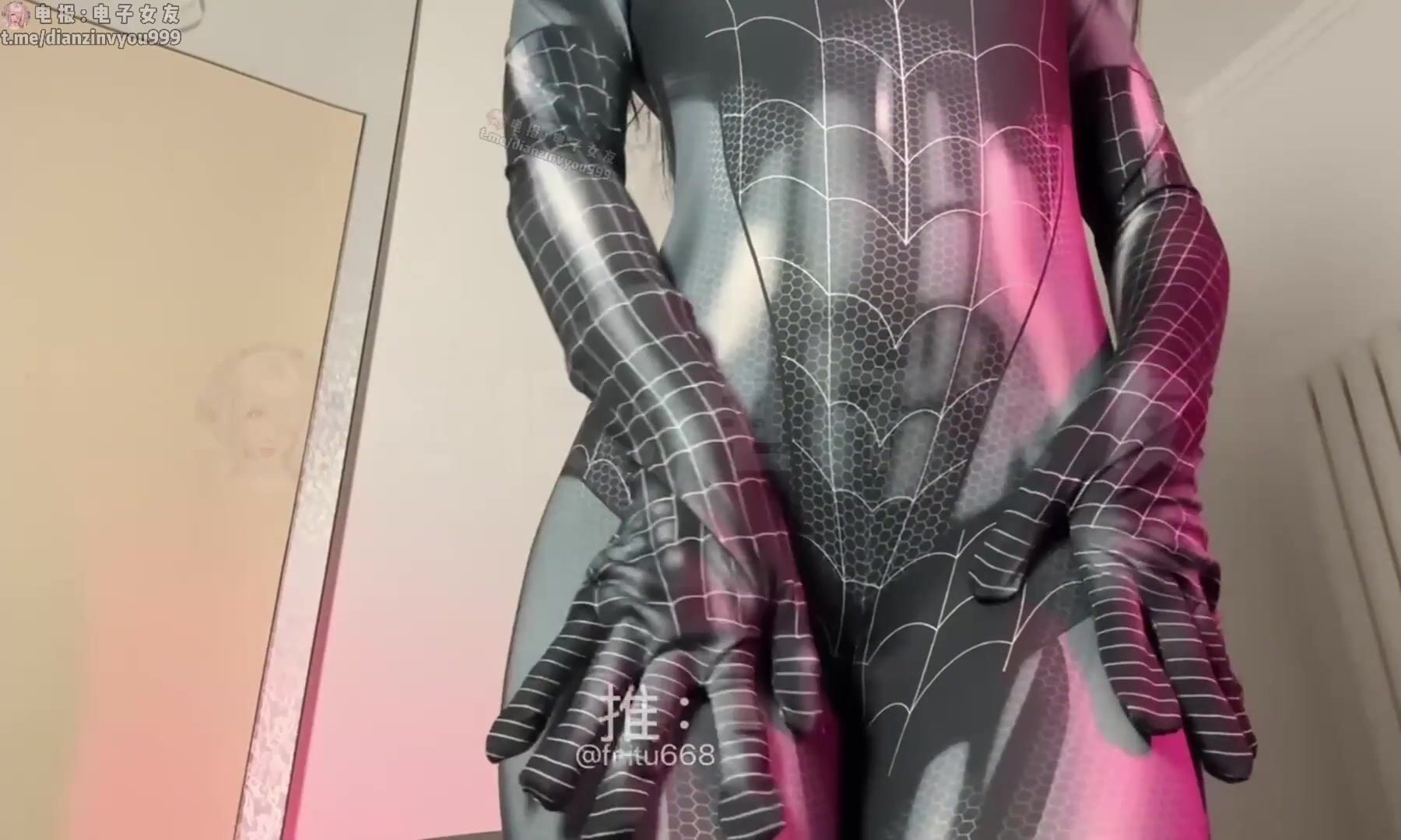 E Người nhện Loli mình dây Ko lông, Sex Toy Thủ dâm live sex lên đỉnh rên rỉ