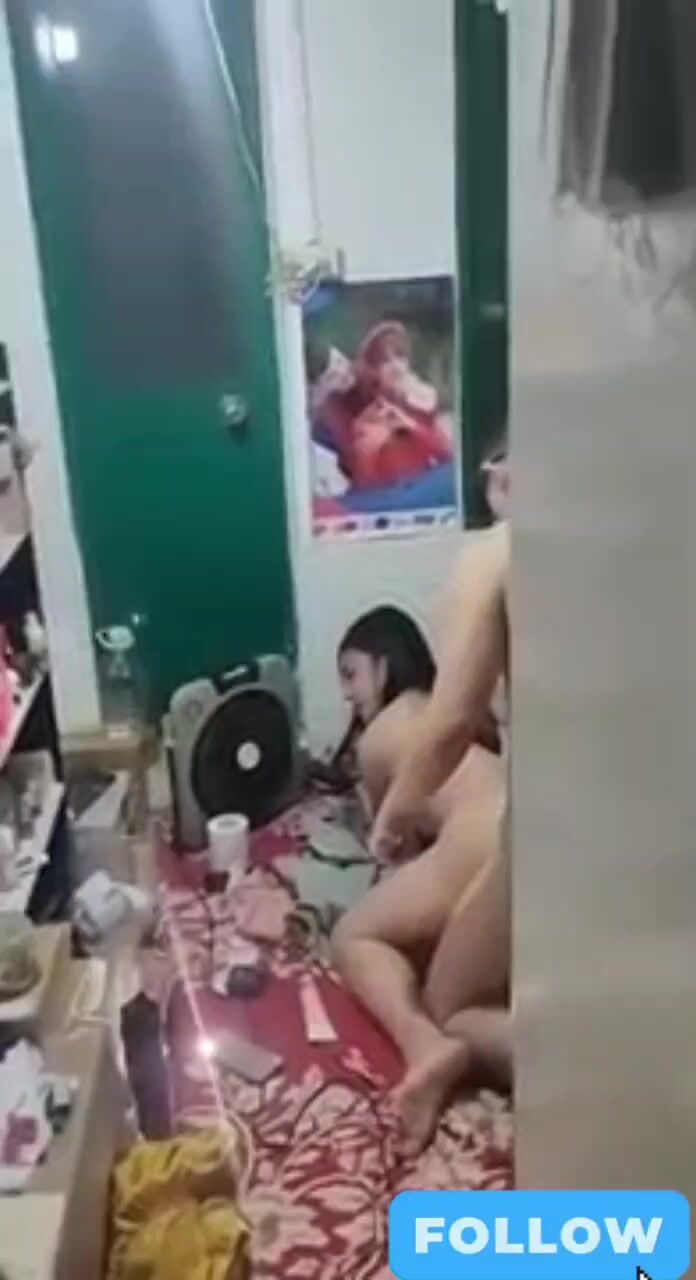 Quay lén người tình phòng bên và bạn trai