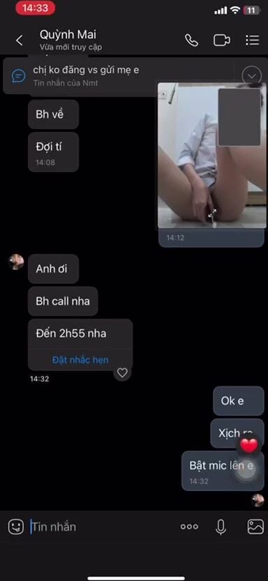 Quỳnh Mai k10 nghe lời ny thủ dâm trong nvs trường giờ ra chơi