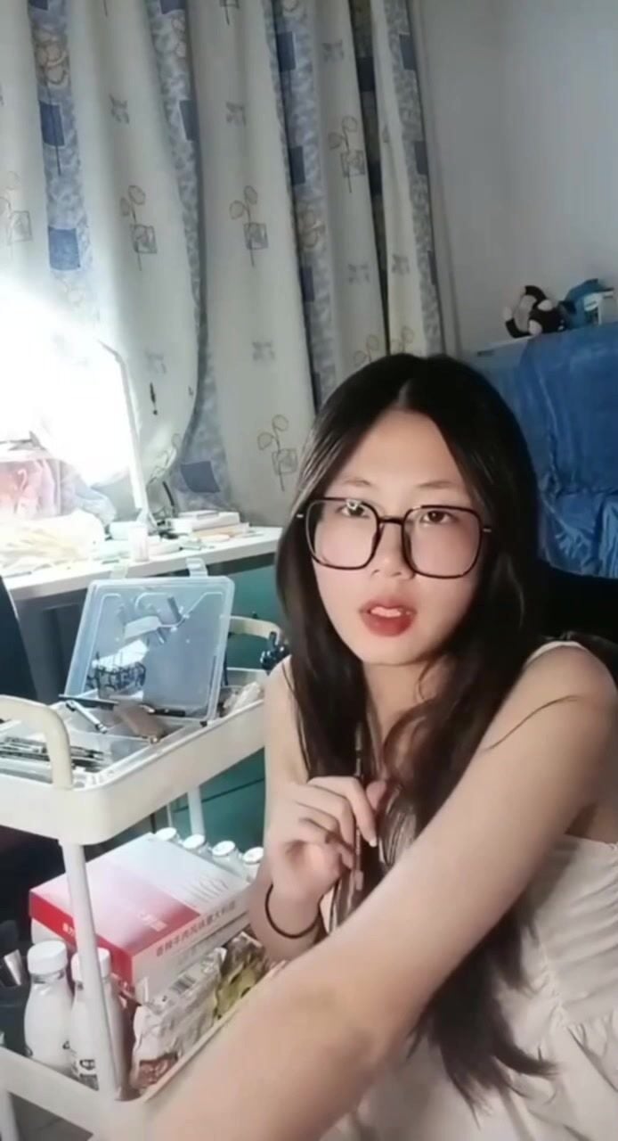 Gạ chị gia sư xinh đẹp dạy onl quay lồn cho xem và cái kết được thật