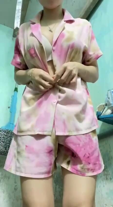 Không xinh nhưng hàng ngon phết