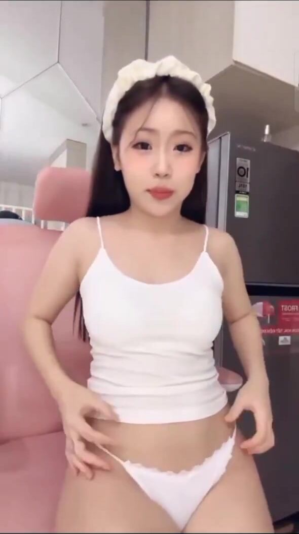 CÚN THÈM CHA DƯỢNG CÓ GÌ LÀ SAI ĐÂU, ANH NÀO LÀM CHA DƯỢNG CÚN ĐI
