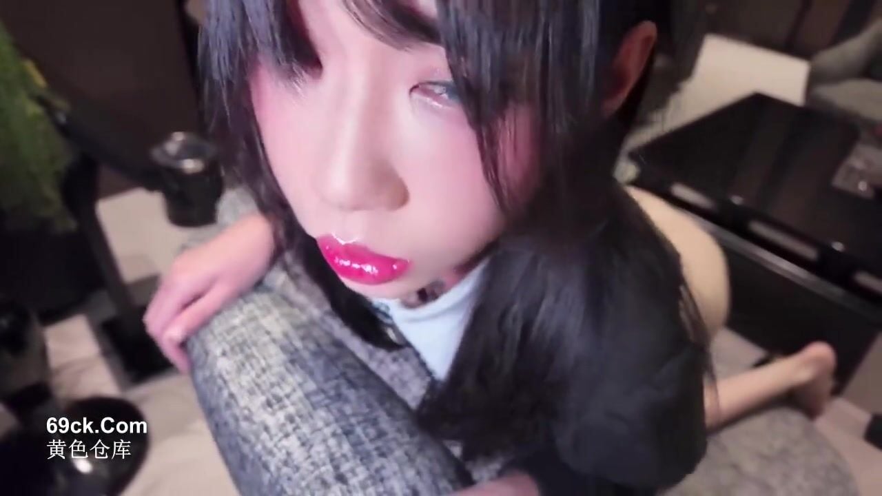 Gạ gẫm sờ đùi móc lồn e teen loli làm e nứng sướng điên r đụ cho e phê run cả người