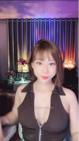 Tiểu thư Ni sang chảnh đang tìm kiếm tổng tài đại gia