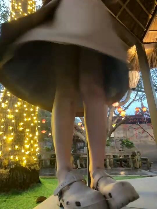 May-Squirt 22.2.2025 public squirt công cộng 2