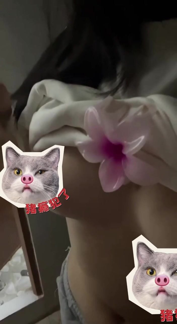 “Lúc nào cũng xem vú, bộ ny m k cho m xem hả??” #4