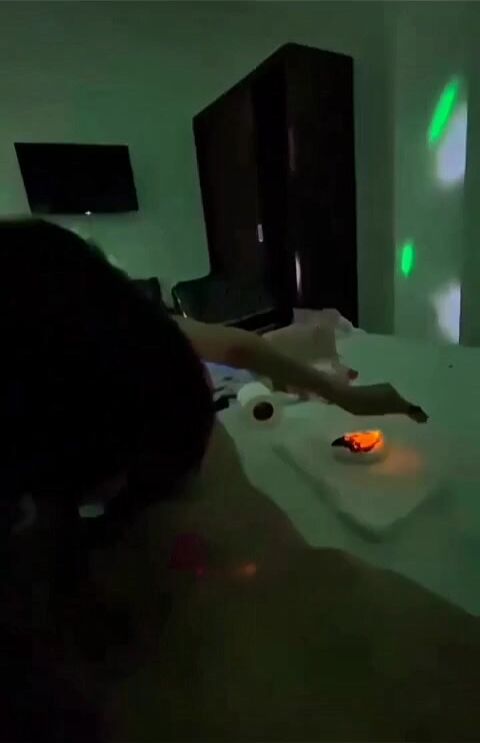 Dụ chị kế vú to chơi đồ phê rồi đụ
